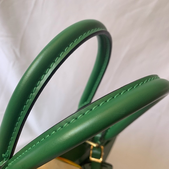 ❤️❤️SOLD❤️❤️Louis Vuitton Rivera bag - Picture 13 of 16